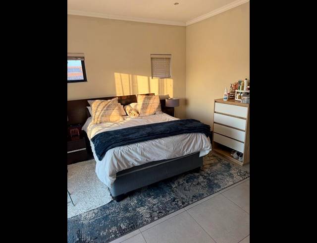 4 BEDROOM PROPERTY TO RENT IN BLUE VALLEY GOLF ESTATE